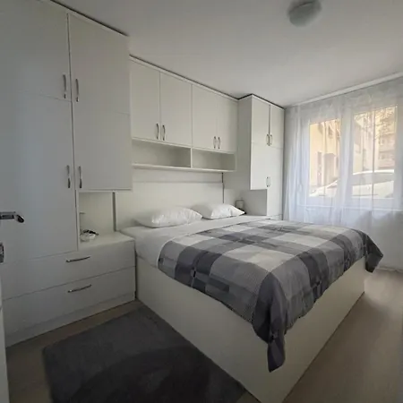 Center Joana Apartamento *